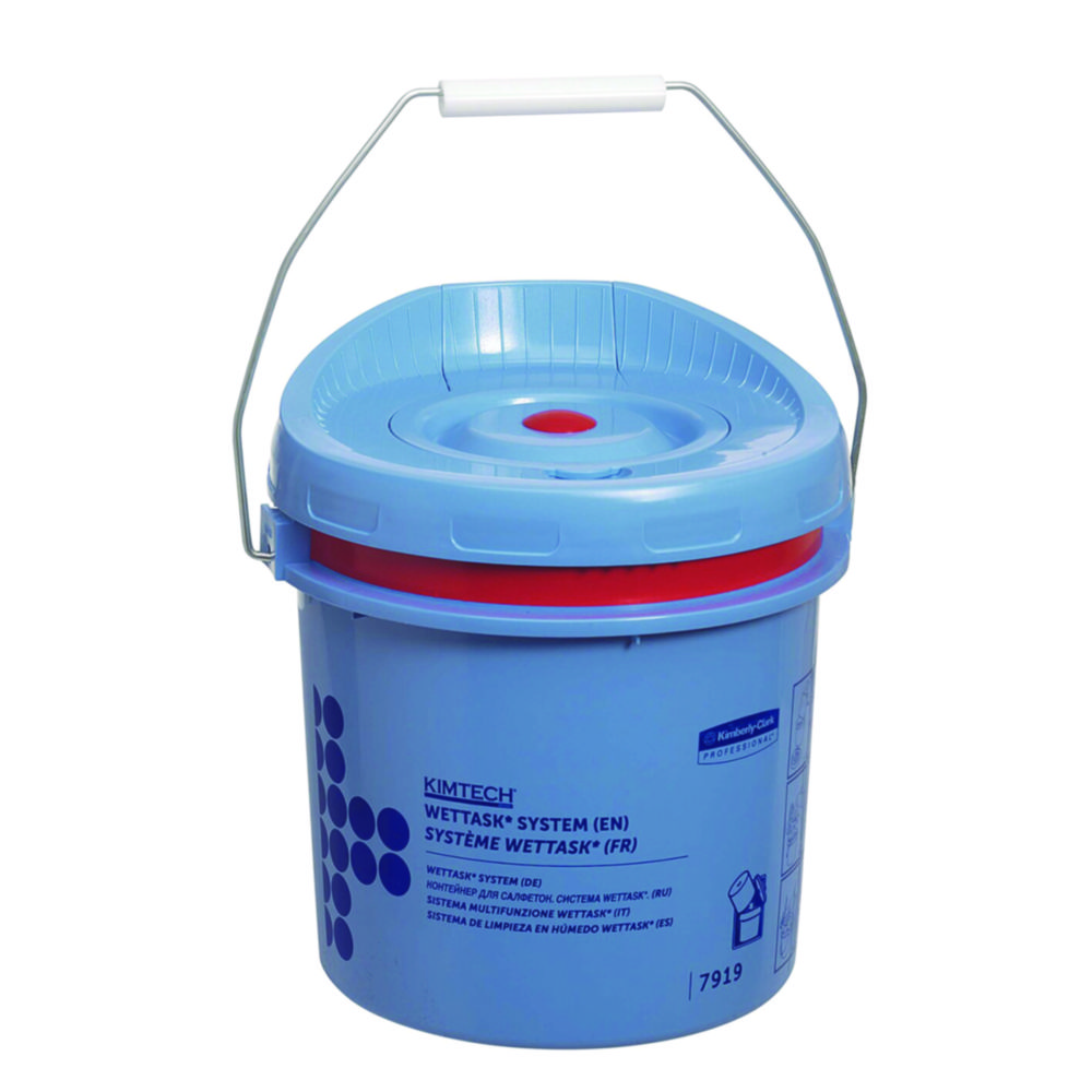 Dispenser bucket for cleaning system