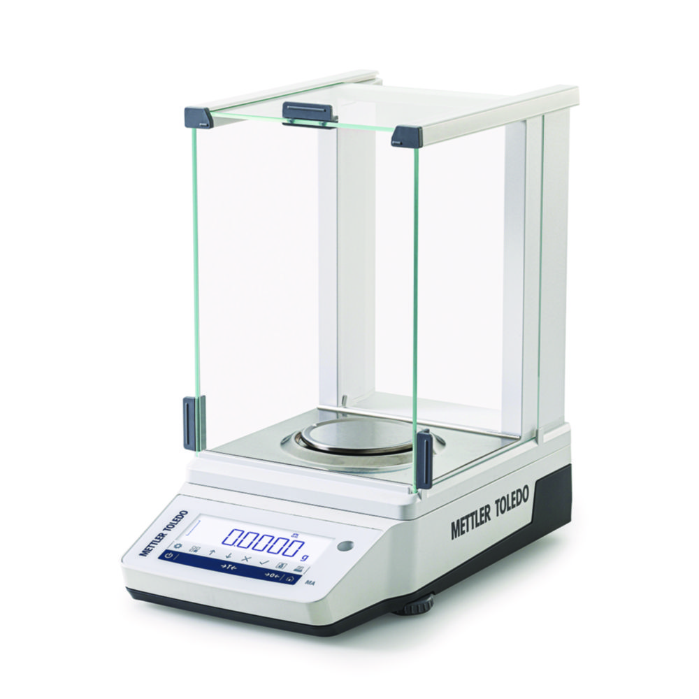 Analytical balance MA, with external adjustment